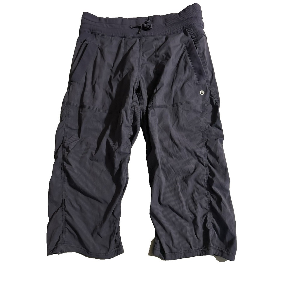 Lululemon Women's Size 6 Purple Dance Studio Cropped Joggers‎